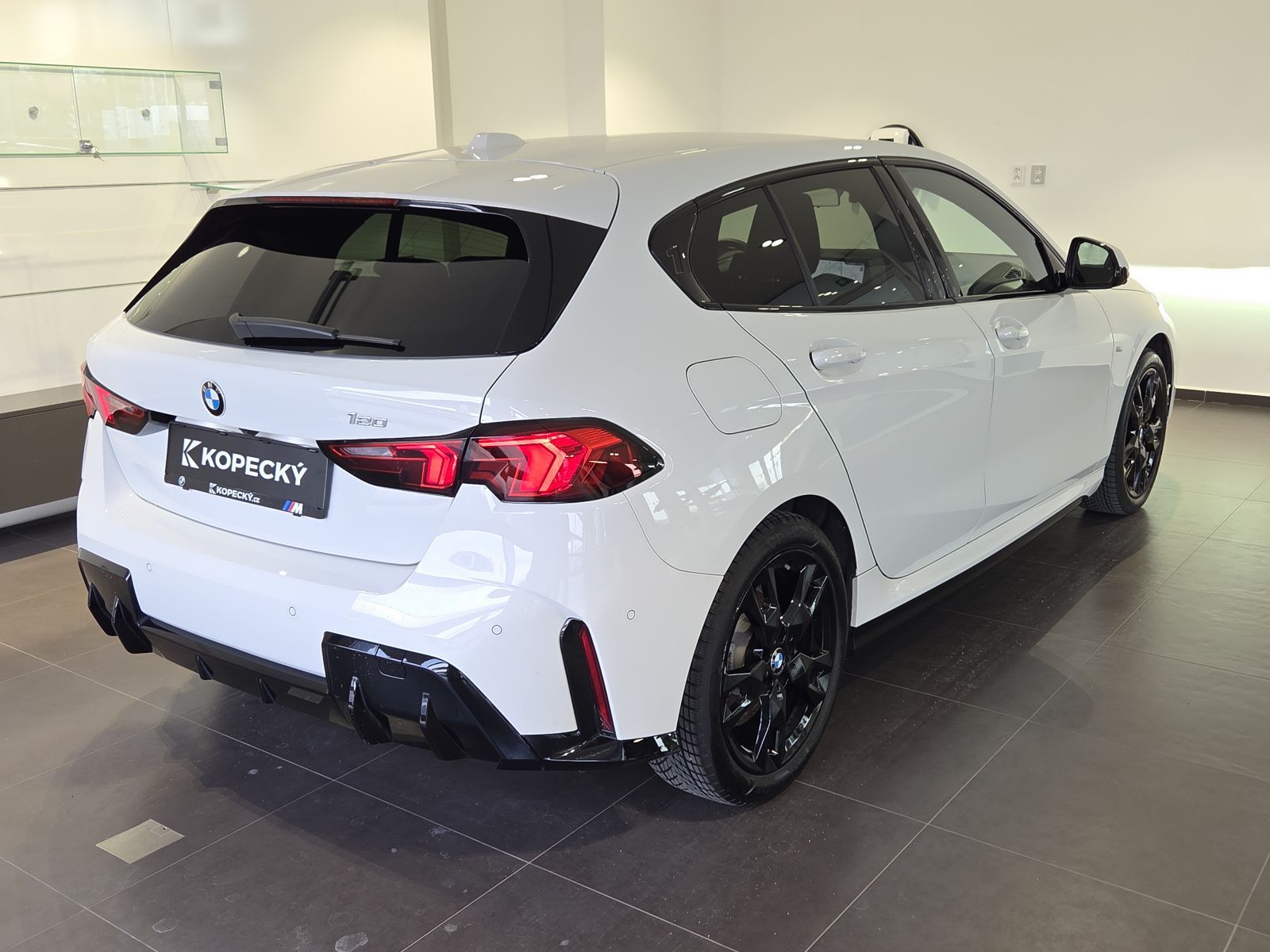 BMW Řada 1, 120i M Sport - fotka 6