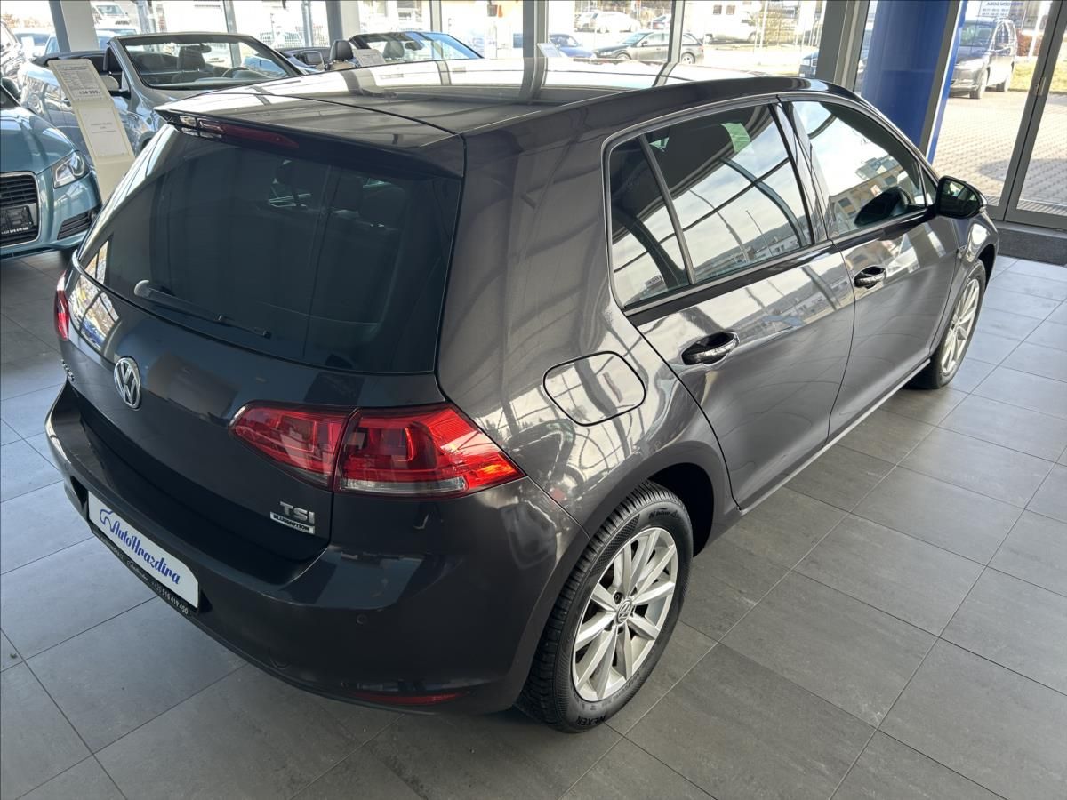 Volkswagen Golf, 1,2   TSI,LOUNGE,SERVISKA,2.MA - fotka 6