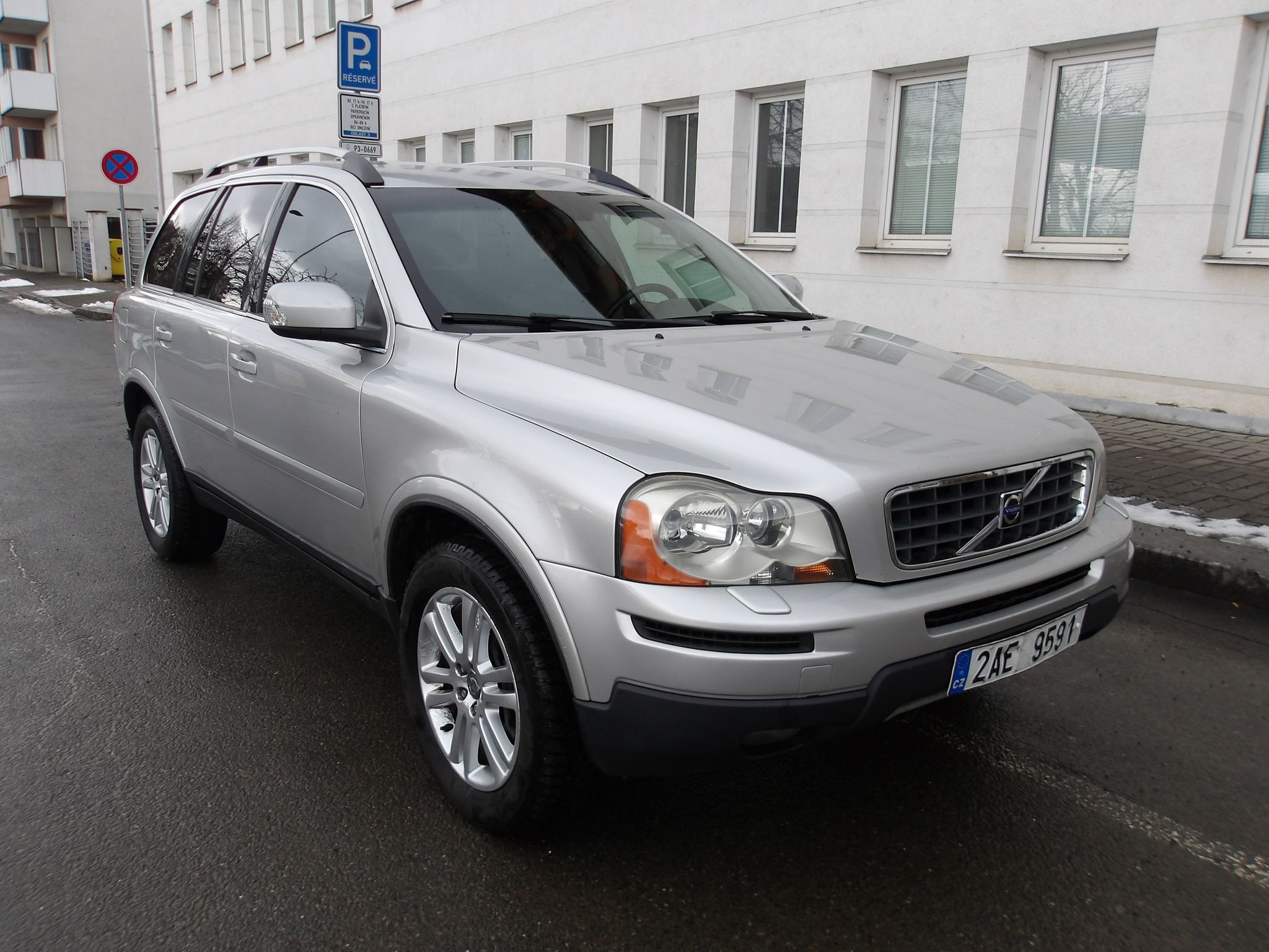 Volvo XC90, 2,4D 2xPNEU !