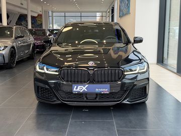 M550i xDrive Sedan