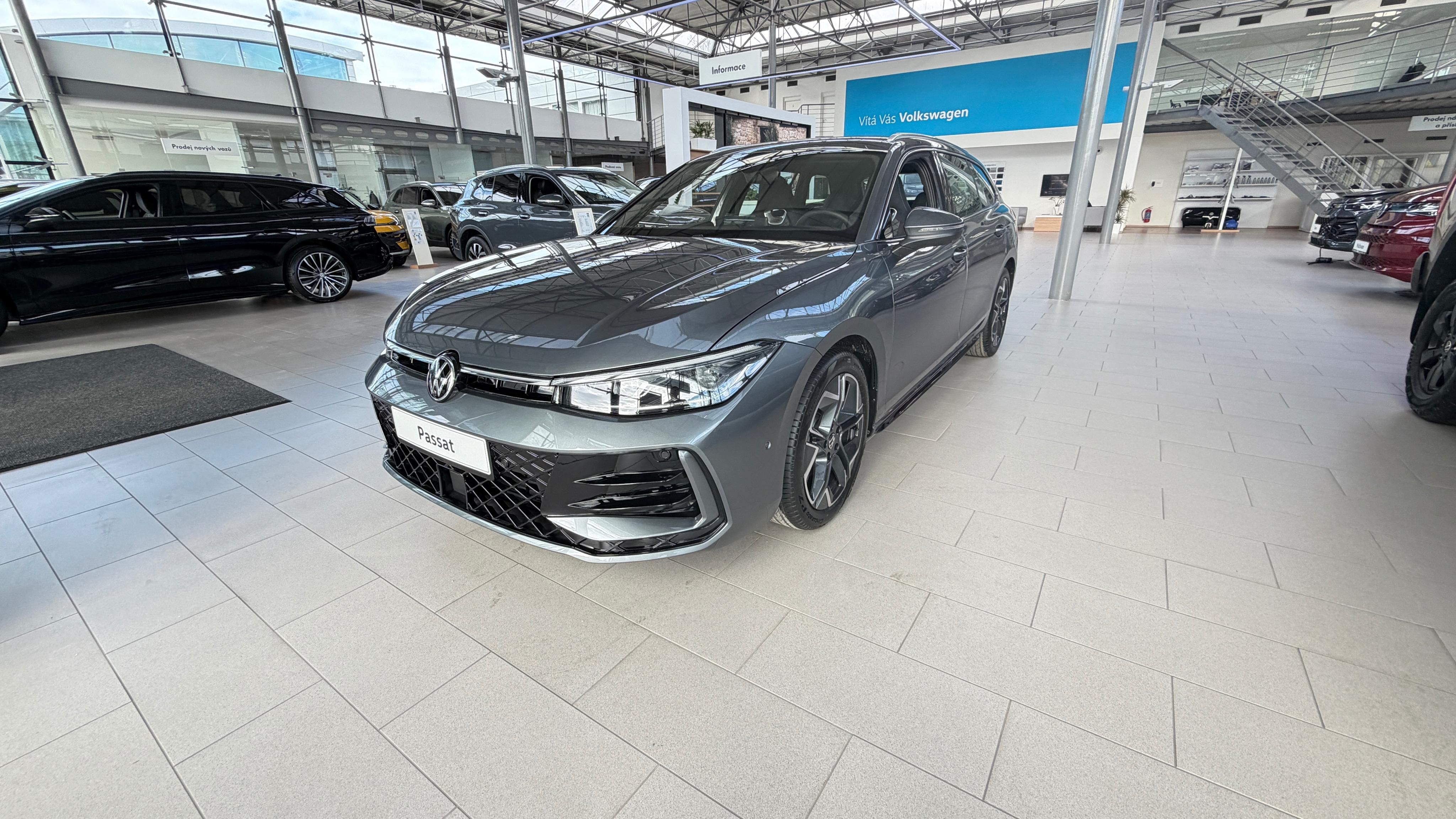 Volkswagen Passat, R-Line 2,0 TDI 110 kW