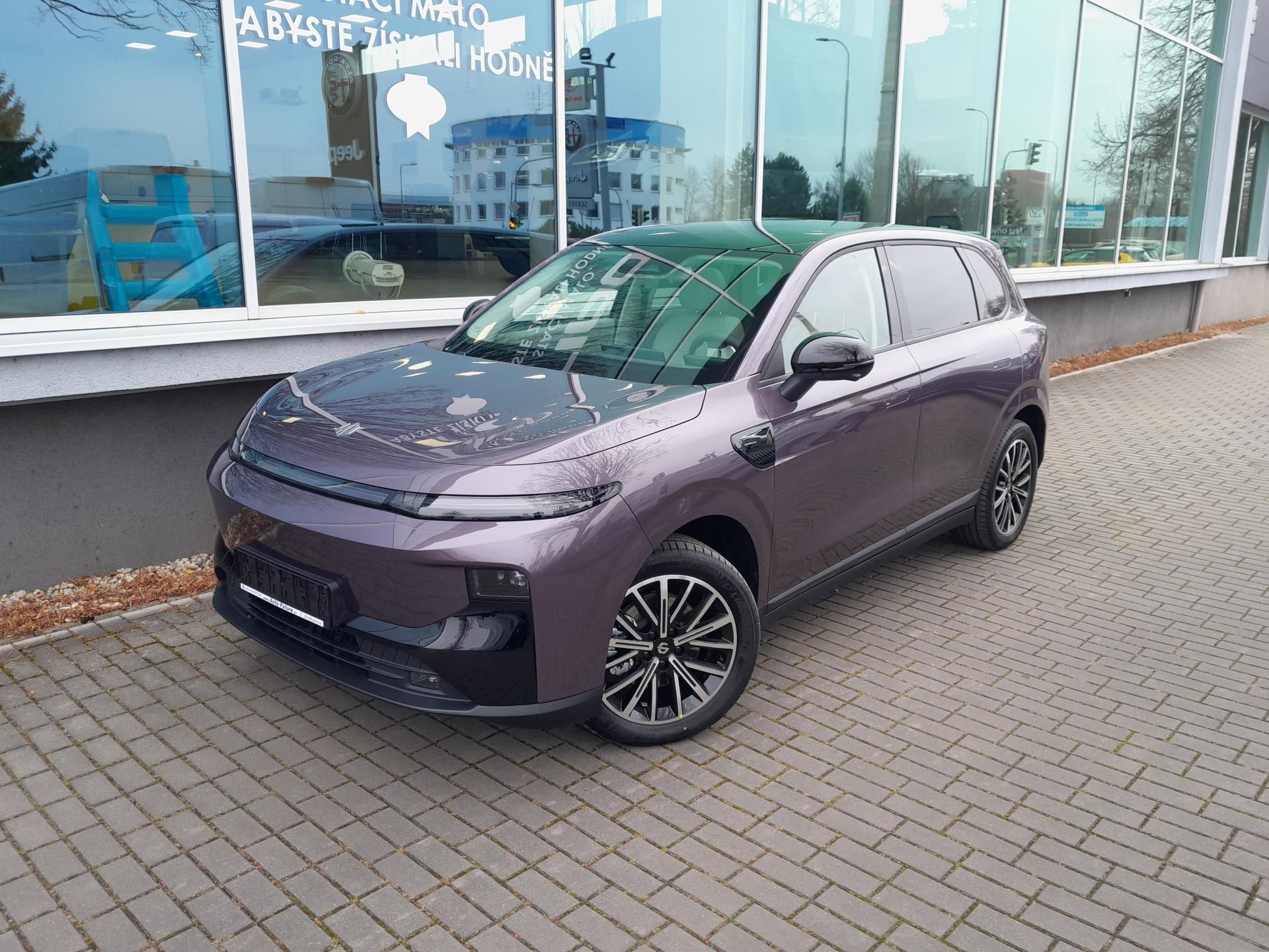 Leapmotor B10, Design 67kW - fotka 2