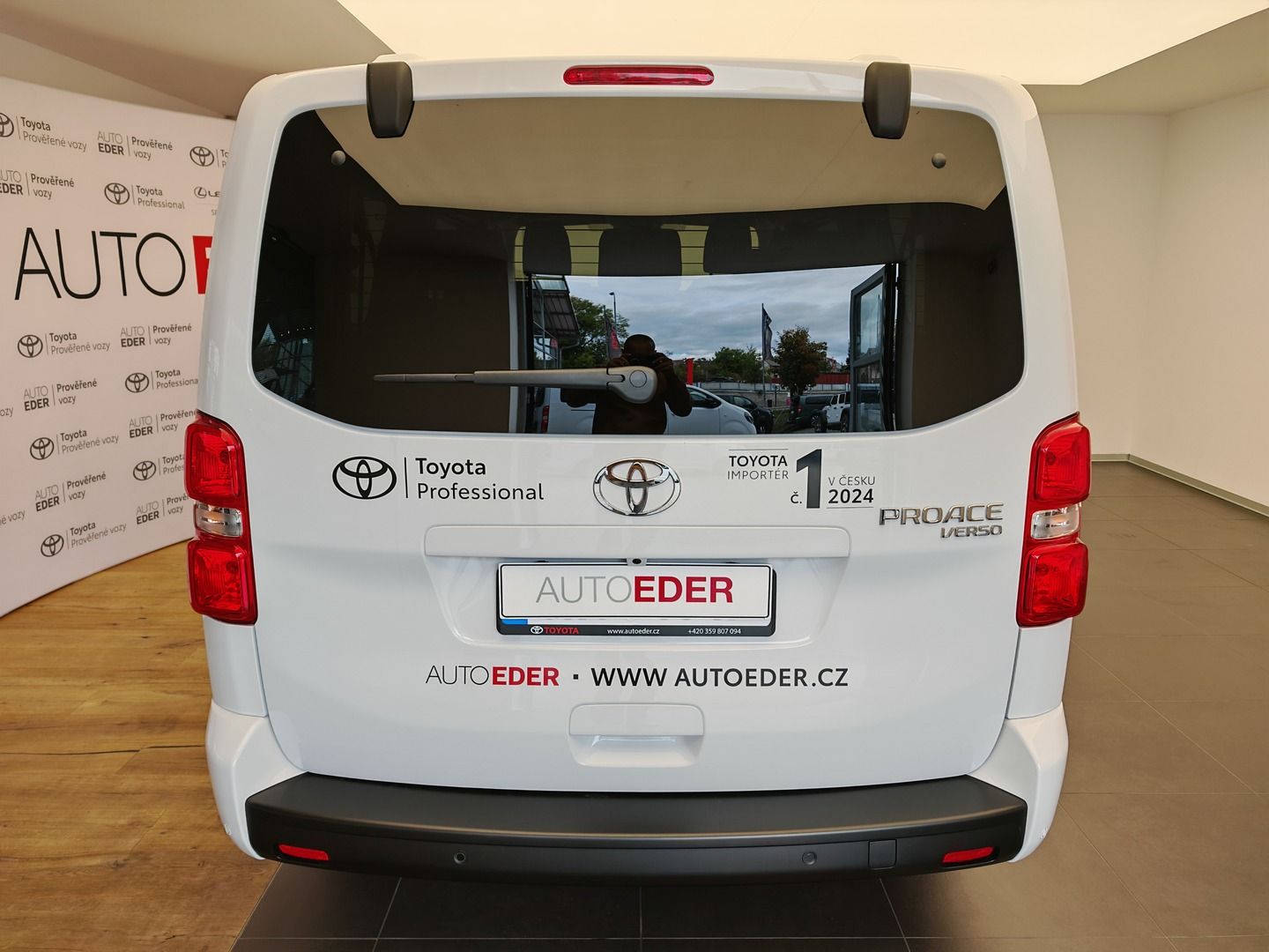 Toyota Proace Verso, 2,0D L2 8AT Family 8S - fotka 5