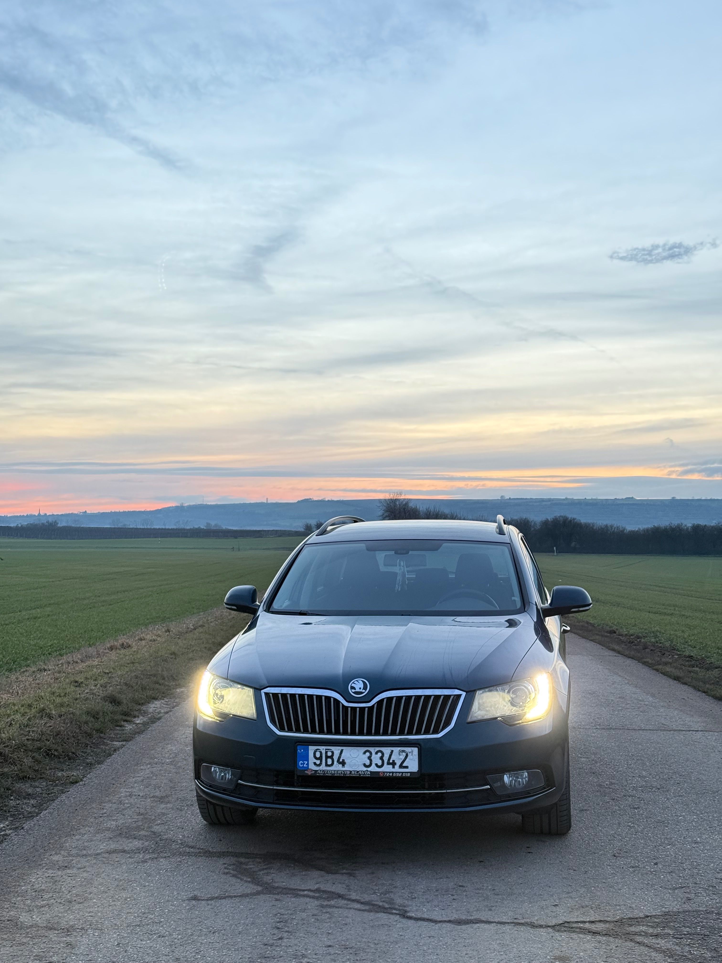 Škoda Superb, Škoda Superb 2.0 TDi,4x4,DSG