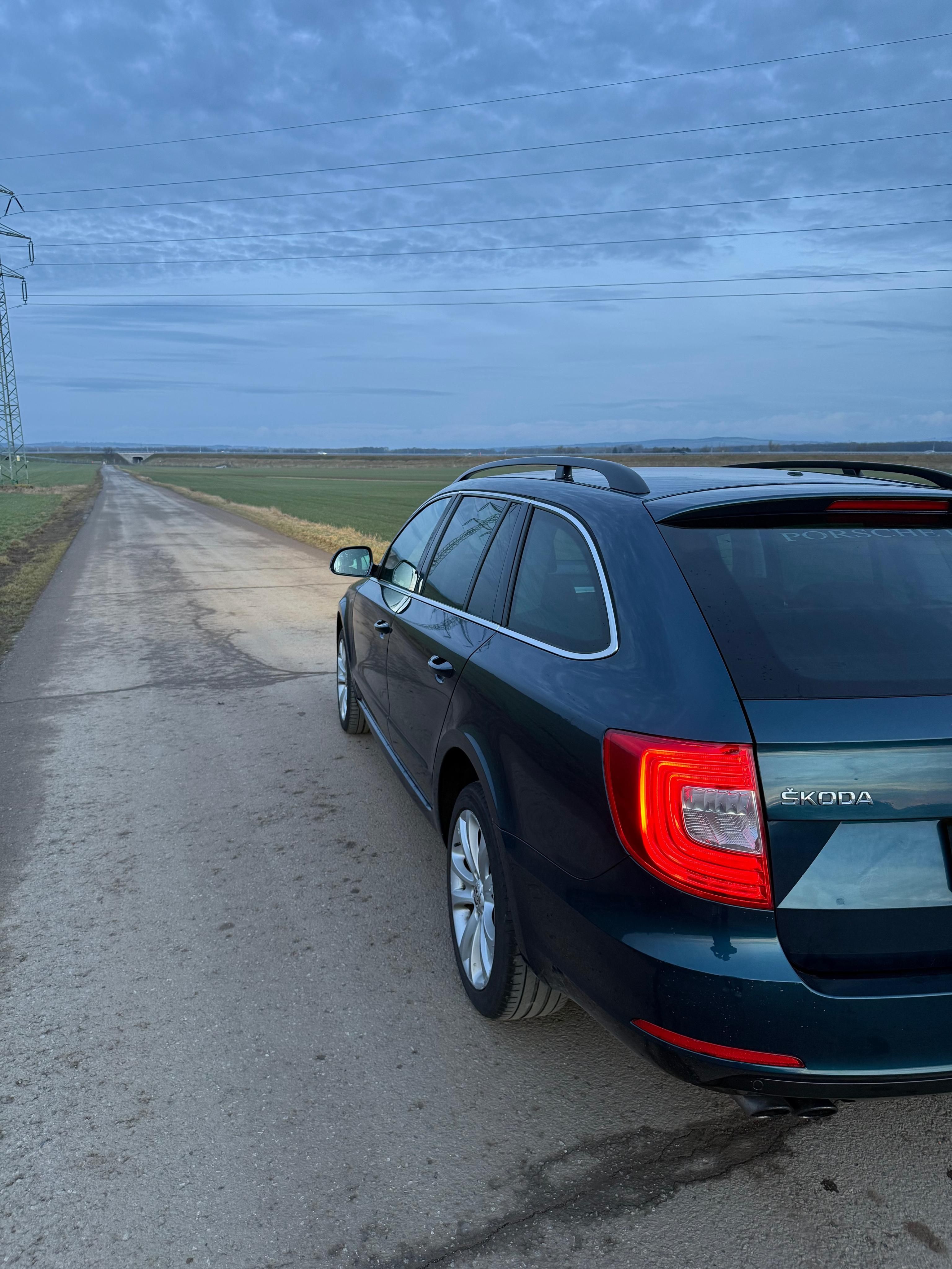 Škoda Superb, Škoda Superb 2.0 TDi,4x4,DSG - fotka 4
