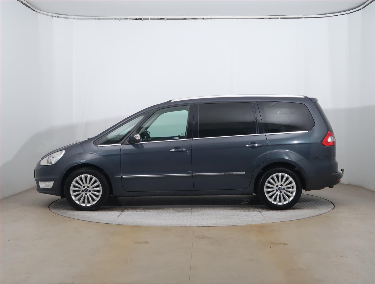 Ford Galaxy, 2.0 TDCi, NOVÁ CENA, 7 míst - fotka 3