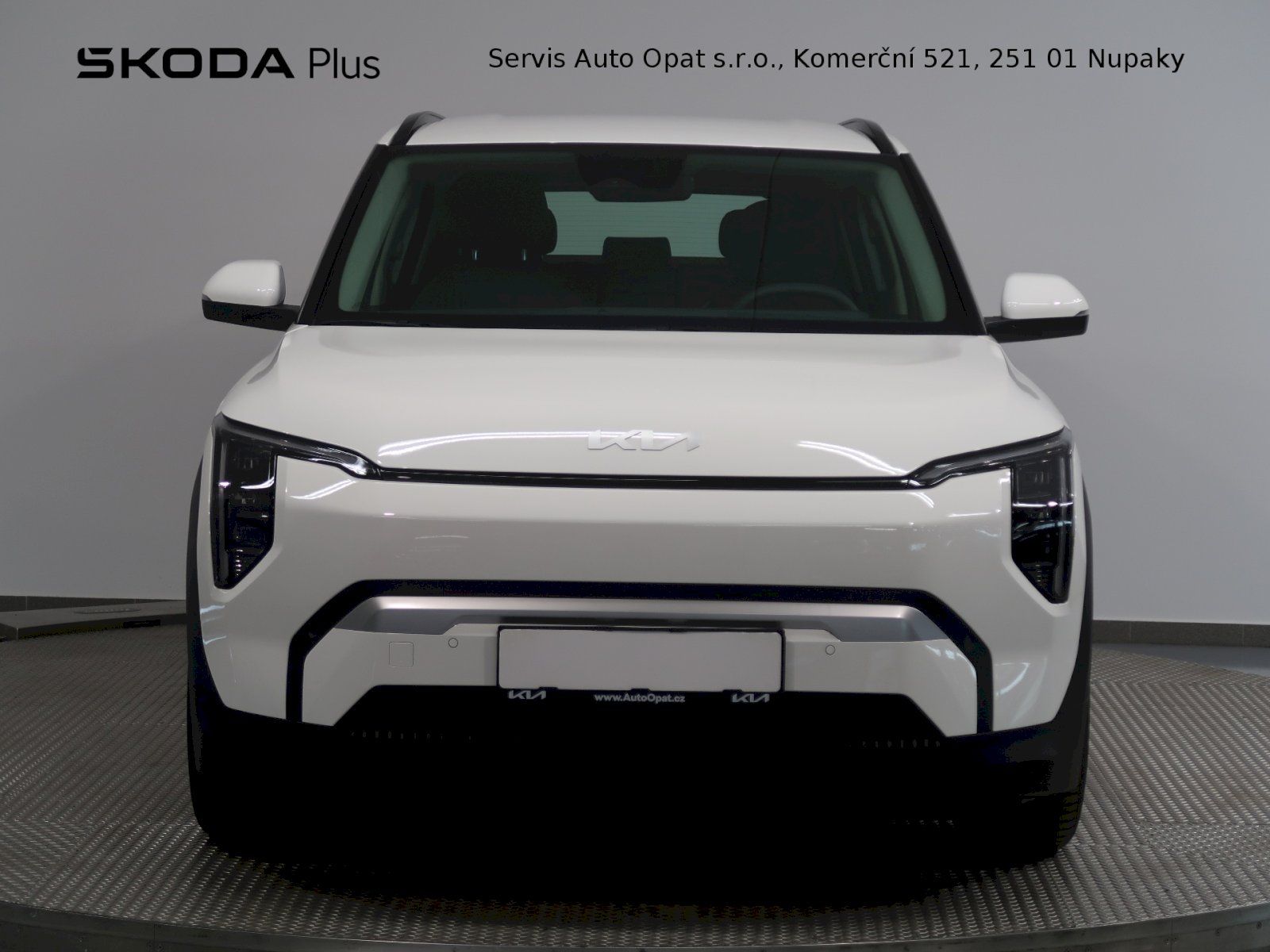 Kia EV3, AIR 81,4kWh 150KW - fotka 4