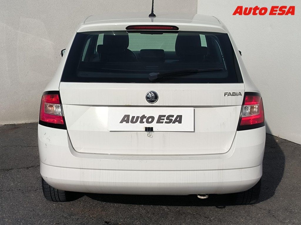 Škoda Fabia, 1.4TDi,ČR,AC,temp - fotka 5