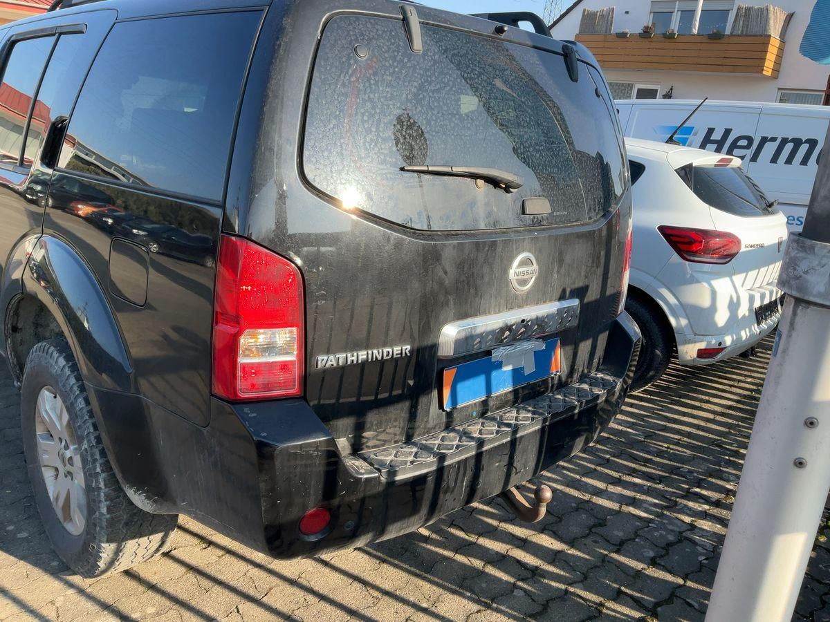 Nissan Pathfinder, 2.5dCi Comfort - fotka 6
