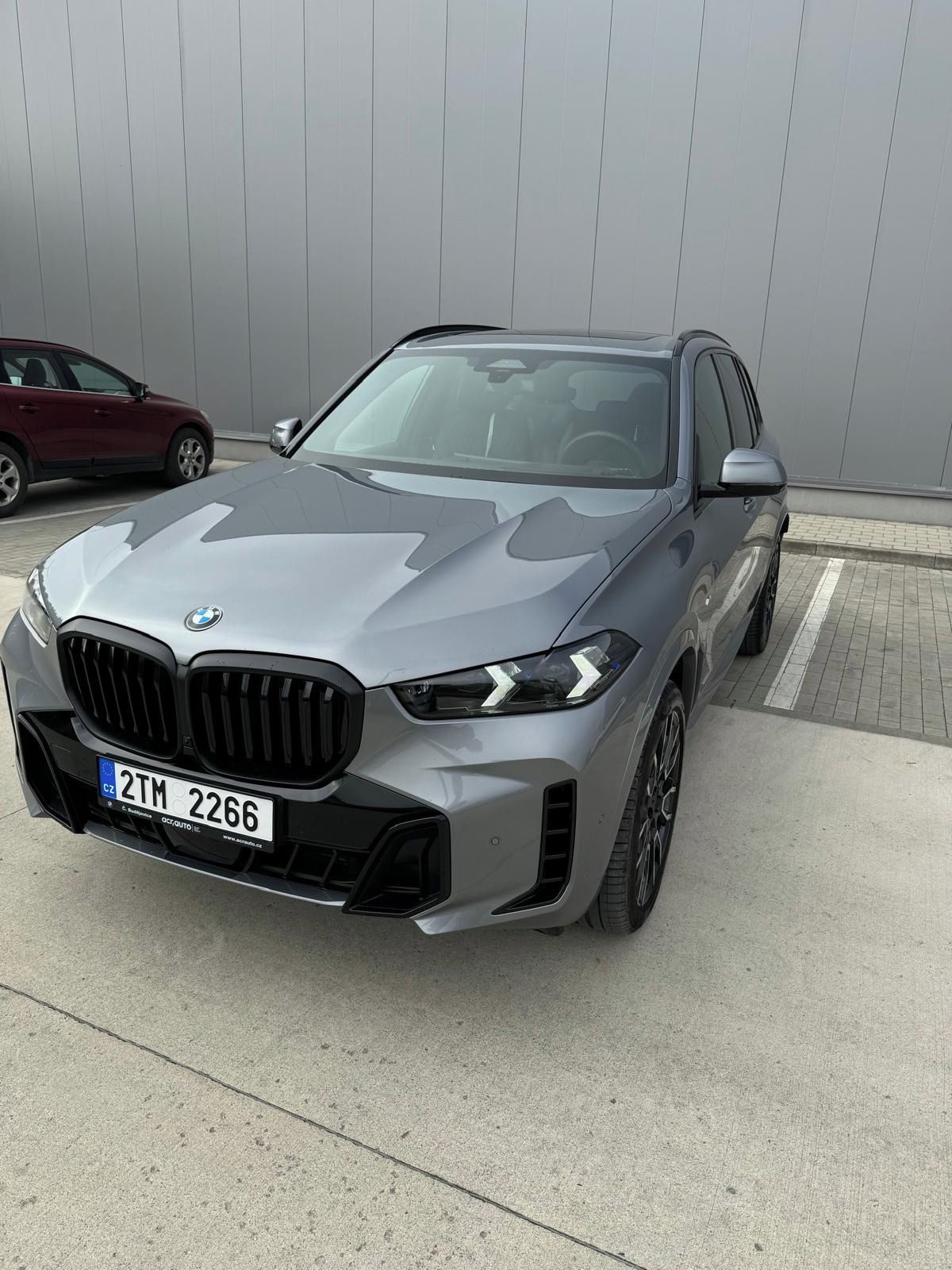 BMW X5, xDrive40d,  2x sada diskov - fotka 6