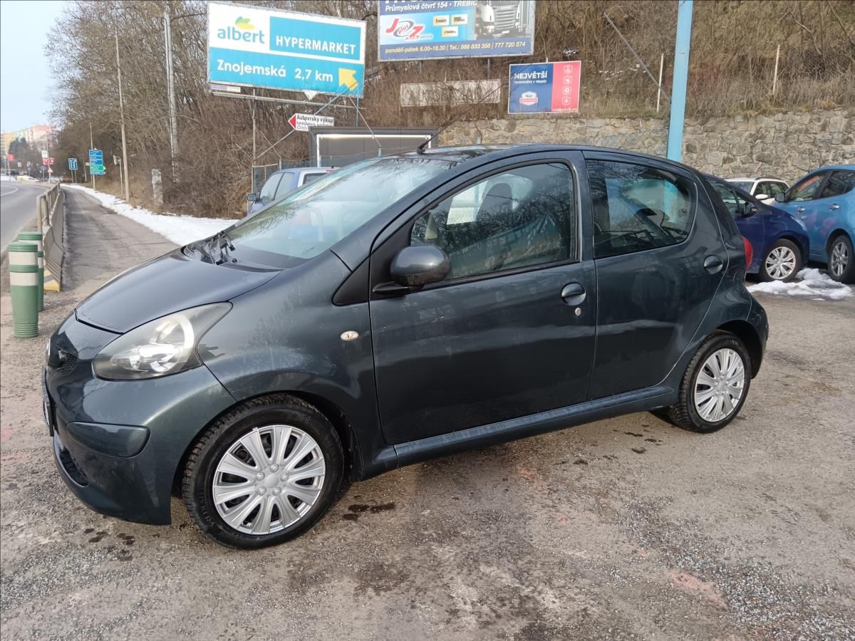 Toyota Aygo, 1,0 VVTi  Cool - fotka 5