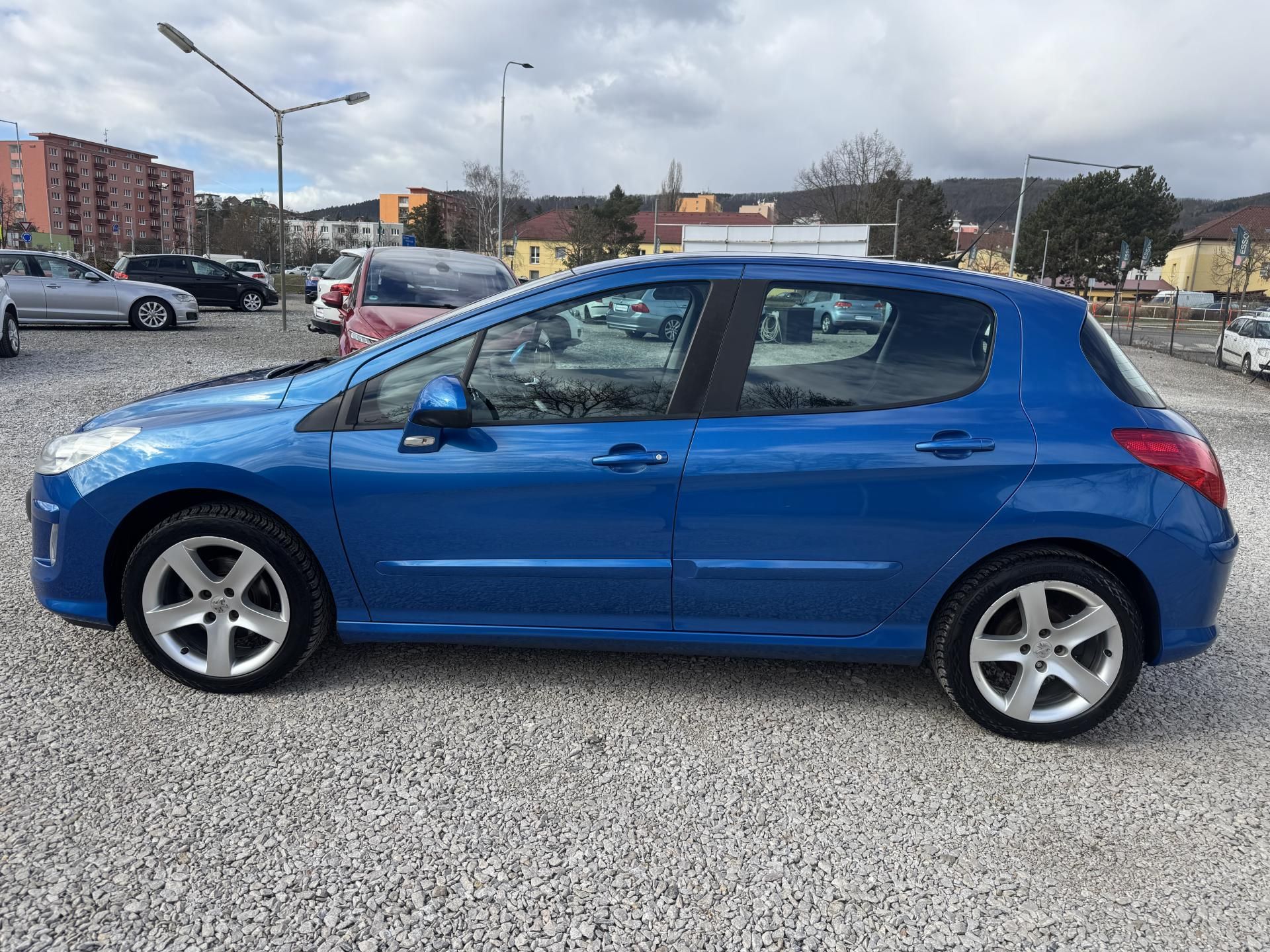 Peugeot 308, 1.6-16V,rezervace - fotka 4