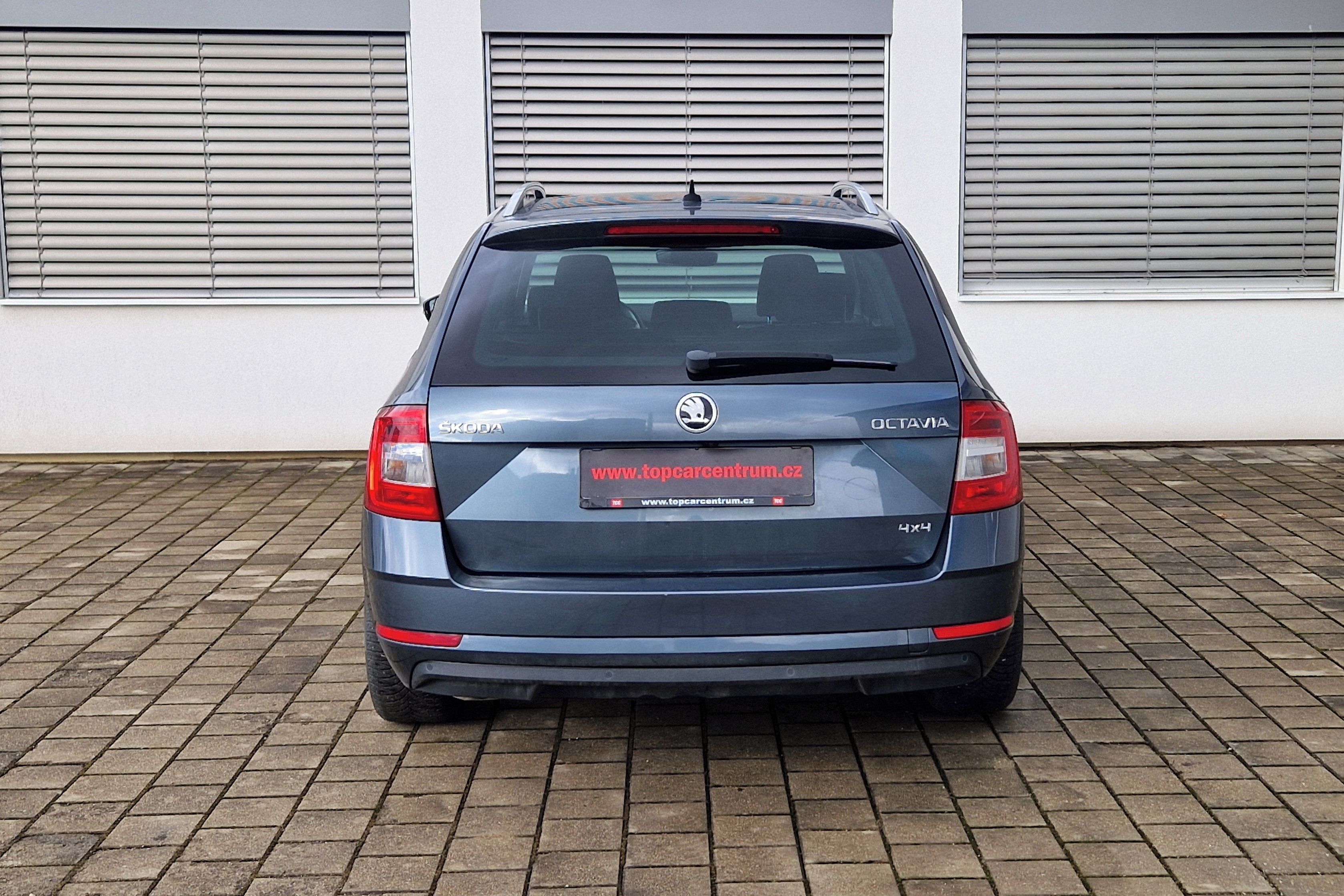 Škoda Octavia, 2.0 TDI,135 kW,4x4, nez.topení - fotka 6