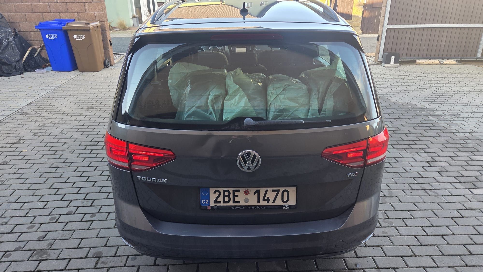 Volkswagen Touran, 1.6 TDi 110kW Navigace Rozvody - fotka 3