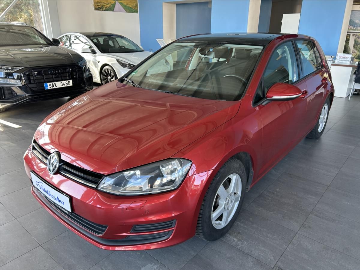 Volkswagen Golf, 1,2   TSI 77kW,SERVISKA,TAŽNÉ - fotka 3