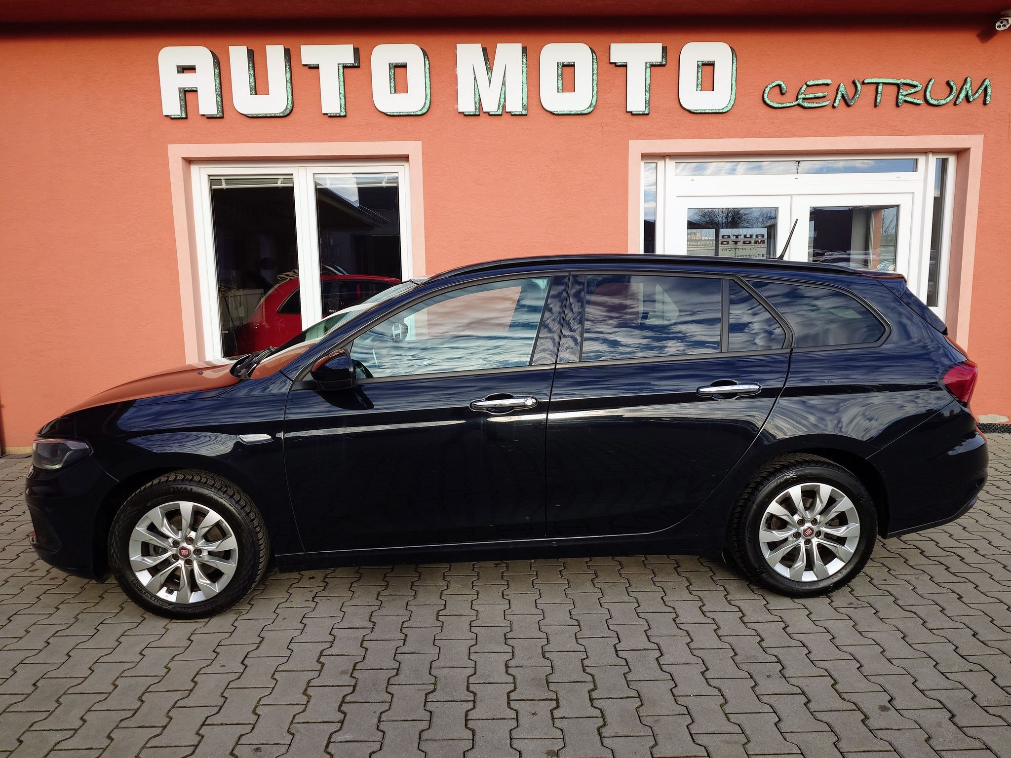 Fiat Tipo, 1.4 Turbo Lounge 88 kW (ODPOČE - fotka 2