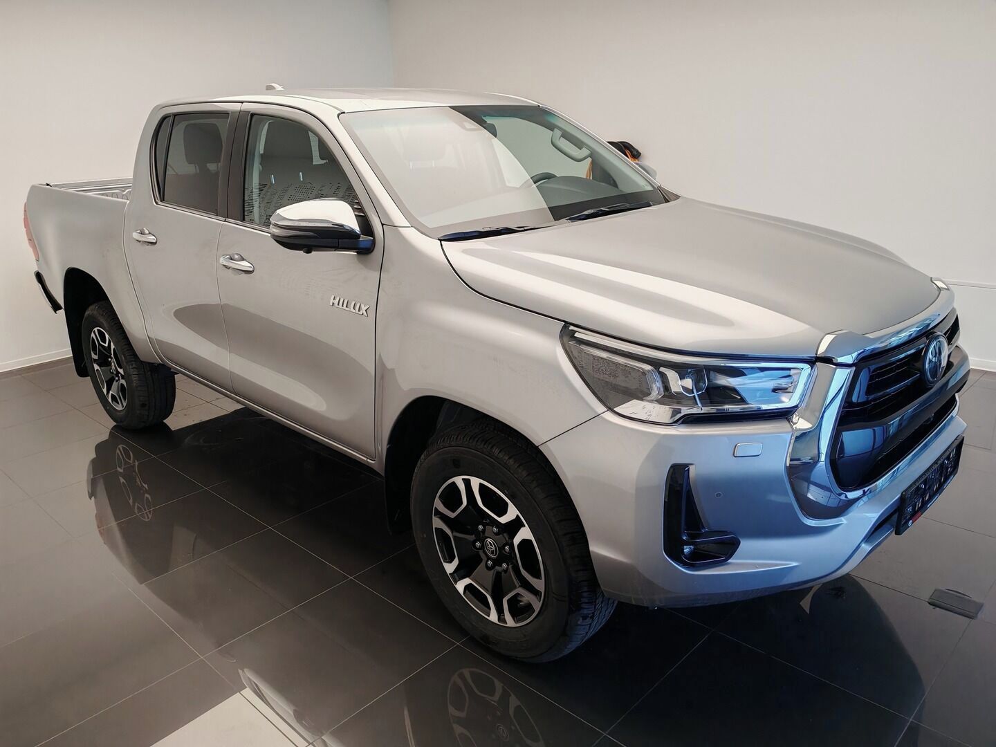 Toyota Hilux, 2.8L Diesel - 4x4 - 6 AT - fotka 3