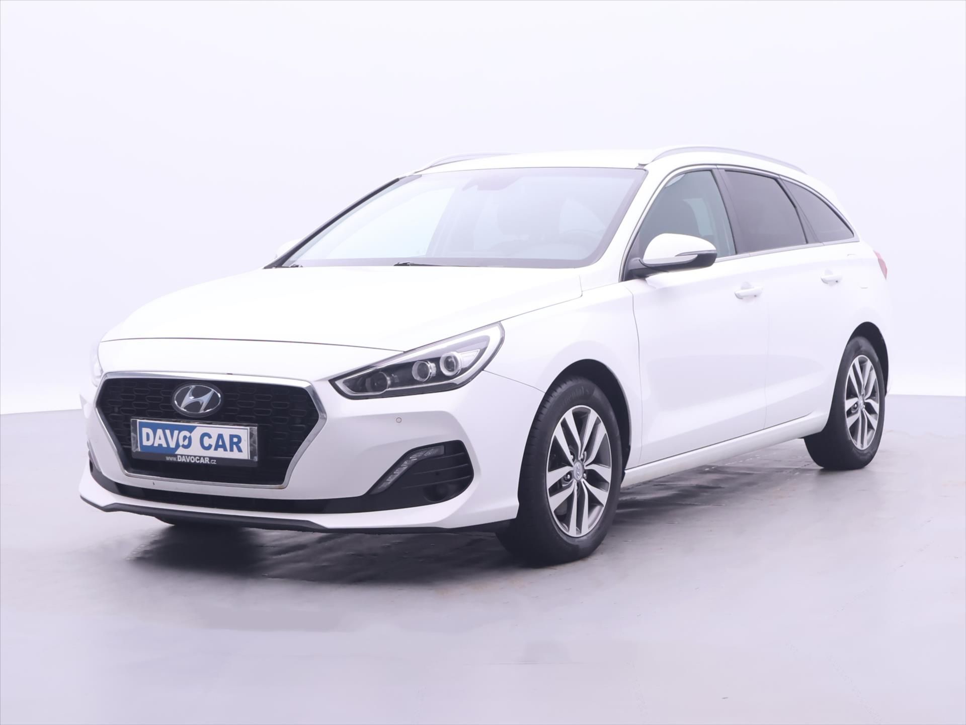 Hyundai i30, 1.6 CRDi Automat CZ Style LED - fotka 3