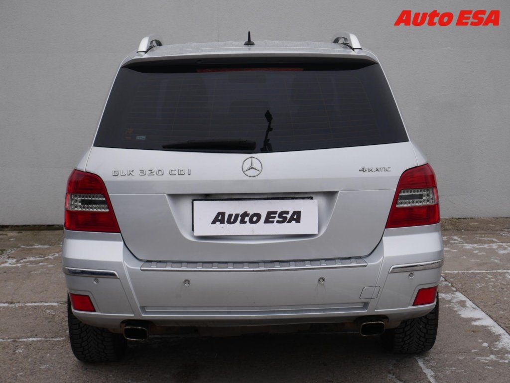 Mercedes-Benz GLK, 3.0 CDi 320 CDi 4Matic,AT - fotka 5