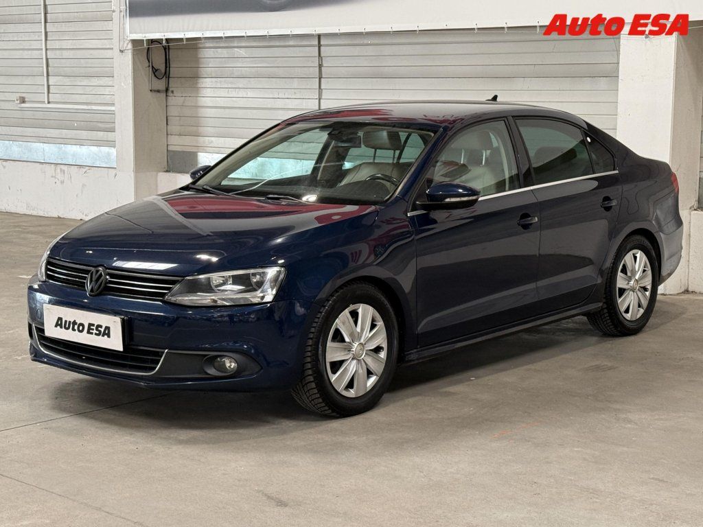 Volkswagen Jetta, 1.4TSi,AC,výhřev sed - fotka 3