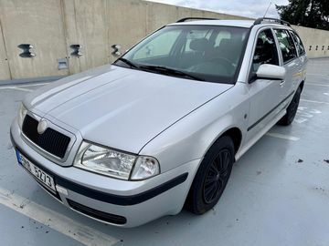 BEZ KOROZE, SERVISKA,