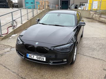 BMW 114i Sport (2014)