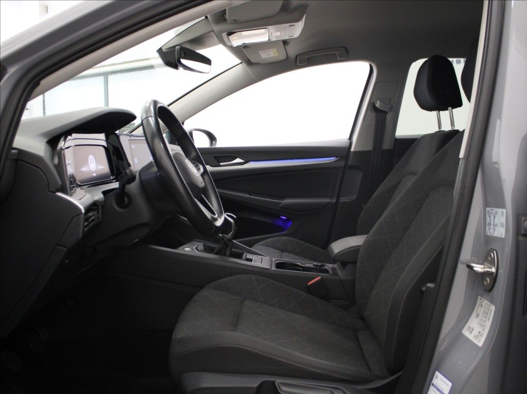 Volkswagen Golf, 1,5 TSI Life Variant 120tkm.ČR - fotka 6