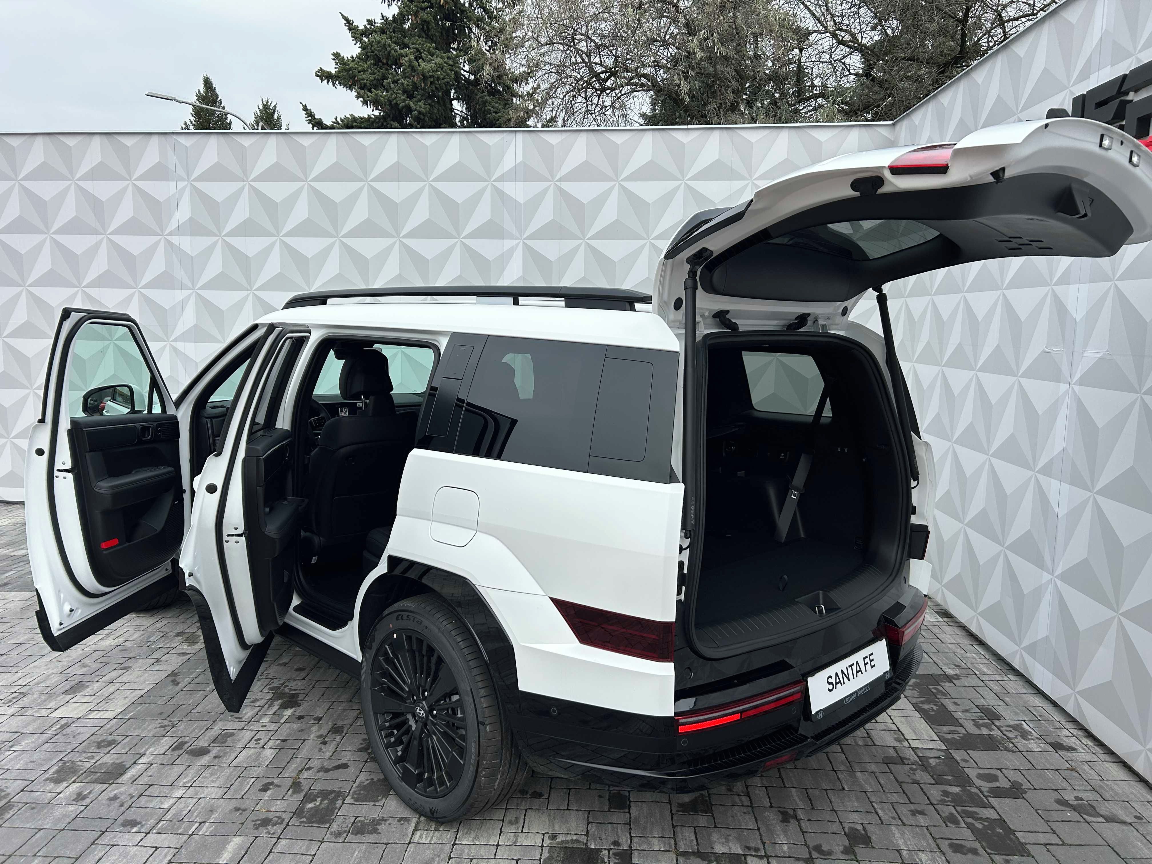 Hyundai Santa Fe, 1.6 T-GDi PHEV 4WD CALLIGRAPHY - fotka 6