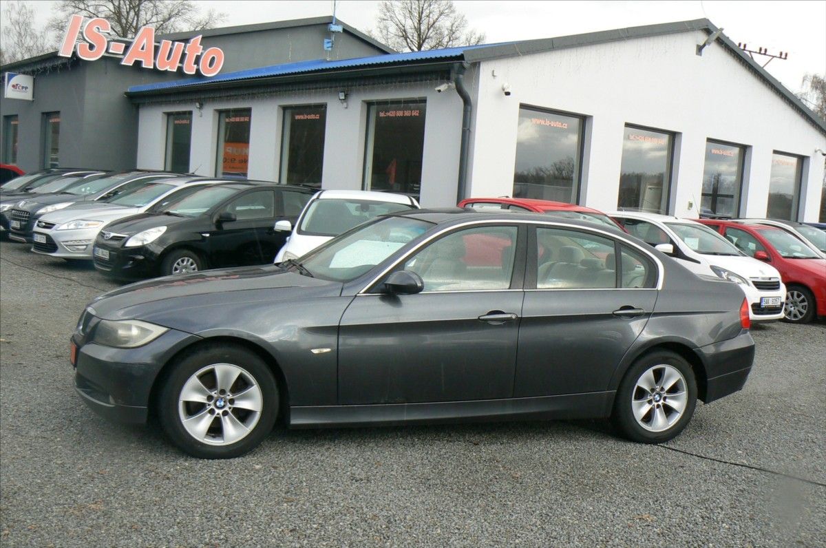 BMW Řada 3, 2,5 325i AUTOMAT