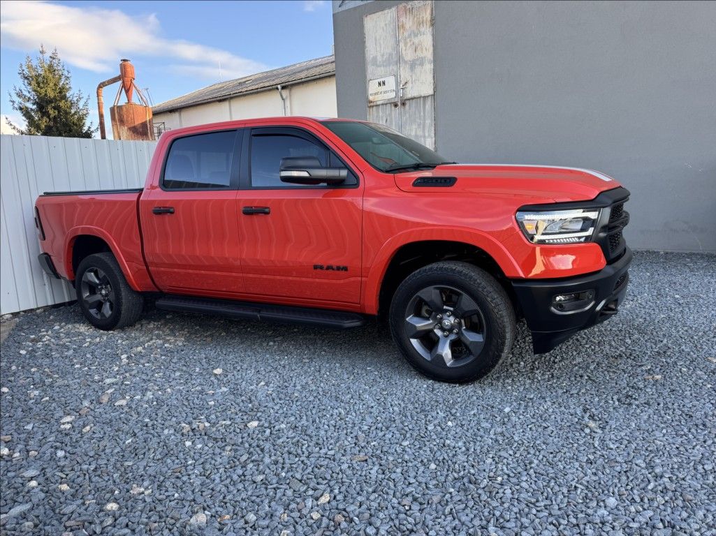 RAM 1500, 5,7 V8 HEMI LPG BUILT TO SERVE