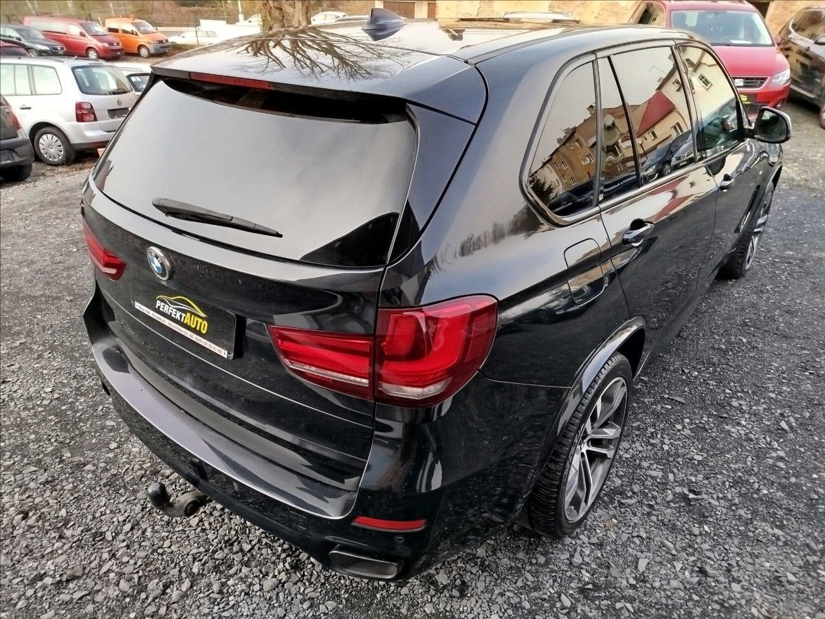 BMW X5, 3,0 M50d, 280kW, BOHATÁ VÝBAVA - fotka 6