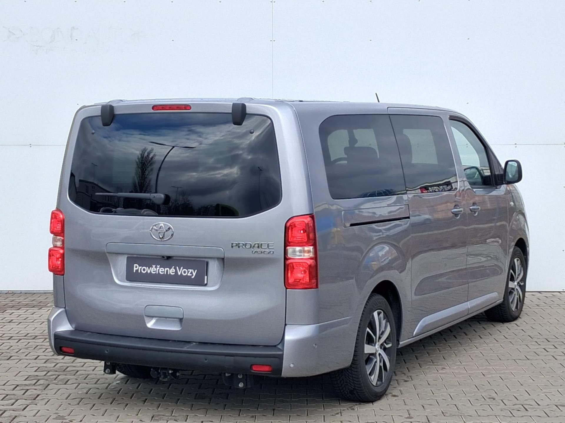 Toyota Proace Verso, 2,0 D-4D 8AT L2 Family Webasto - fotka 2