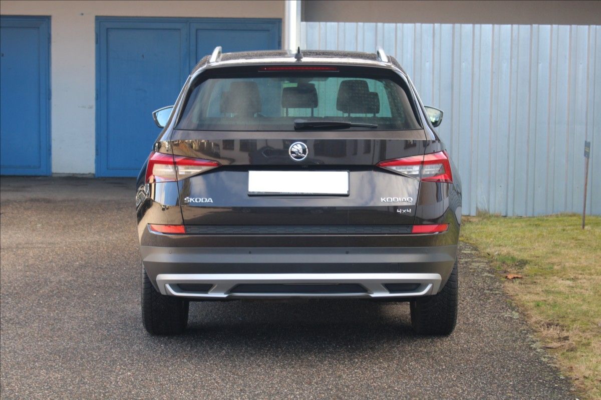 Škoda Kodiaq, 2,0   TDi 140kW SCOUT 4x4 - fotka 6