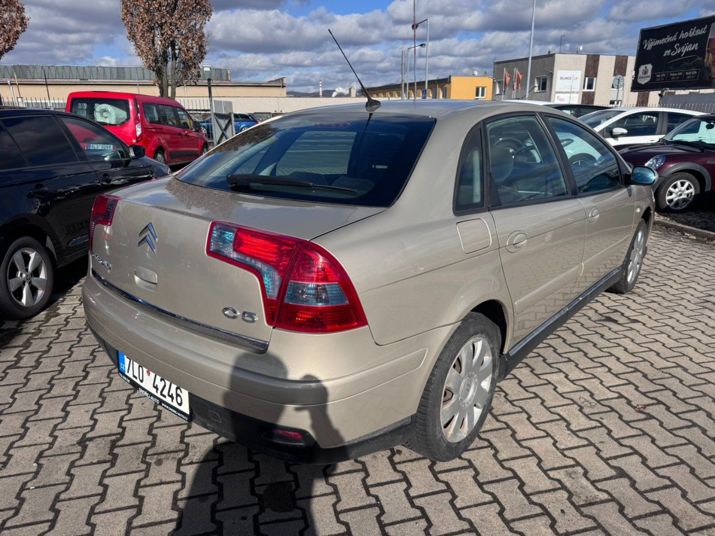Citroën C5, AUTOMAT 2,0i 103 KW STK - fotka 5