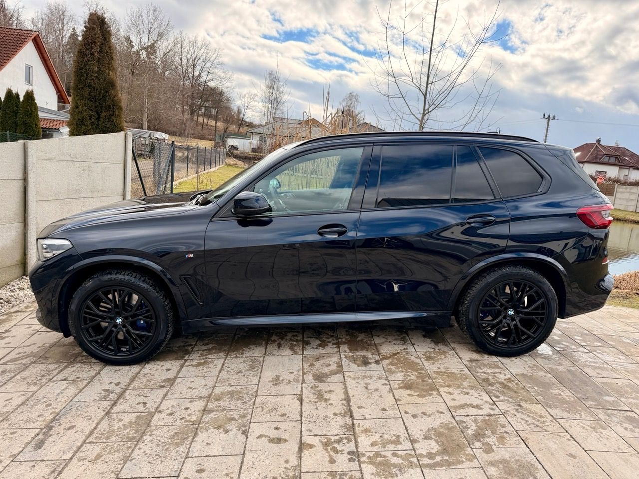 BMW X5, XDrive 30d M-Paket WEBA-ČR-TZ - fotka 2