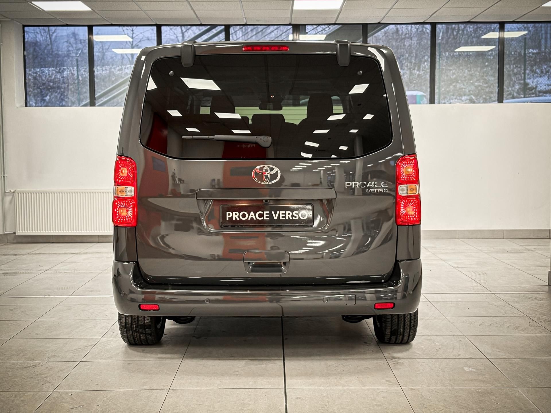Toyota Proace Verso, 2.0D 6MT Family 8S - fotka 3