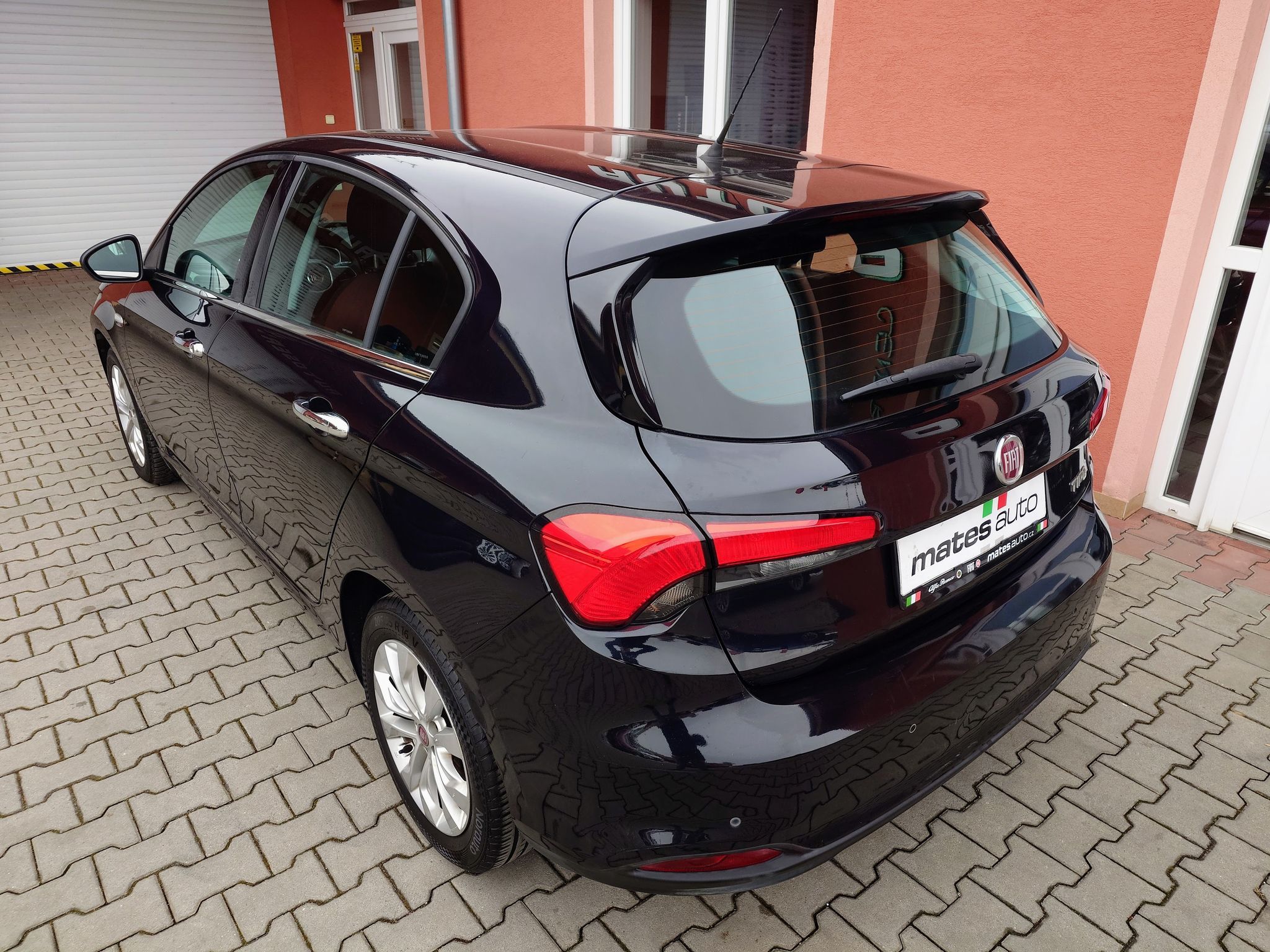 Fiat Tipo, 1.4 Lounge 70kW - fotka 3