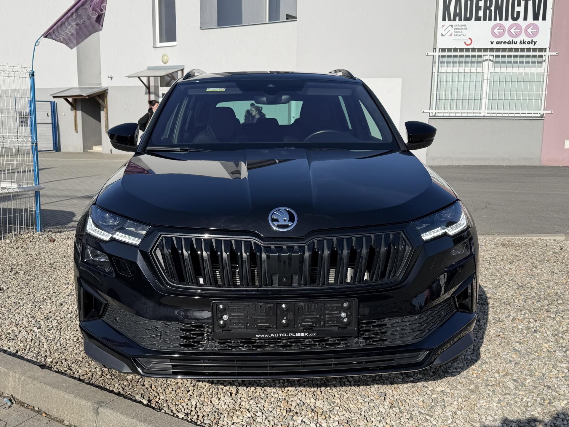 Škoda Karoq, 2,0 TSi/140kW 4x4 DSG Sportlin - fotka 2