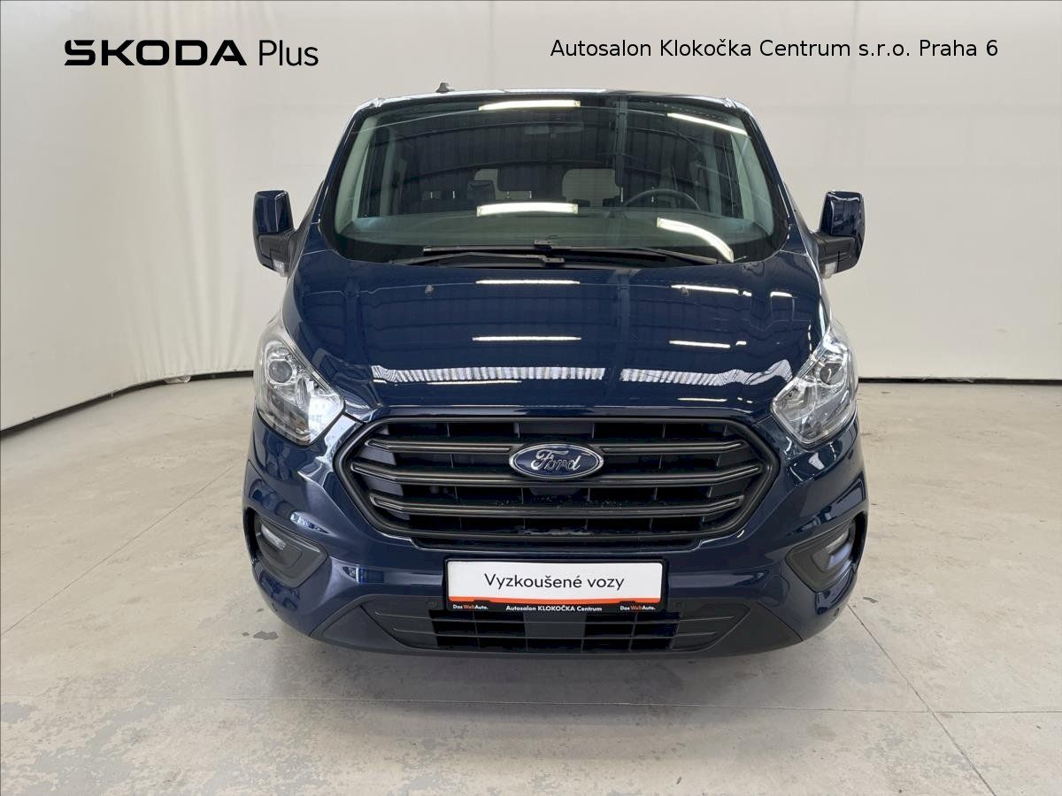 Ford Transit Custom, 2,0 EcoBlue96 kW L2 9.míst - fotka 4