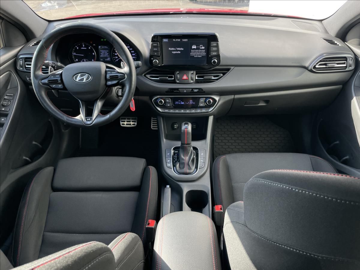 Hyundai i30, 1,6 CRDi Combi N Line AT7 LED - fotka 6