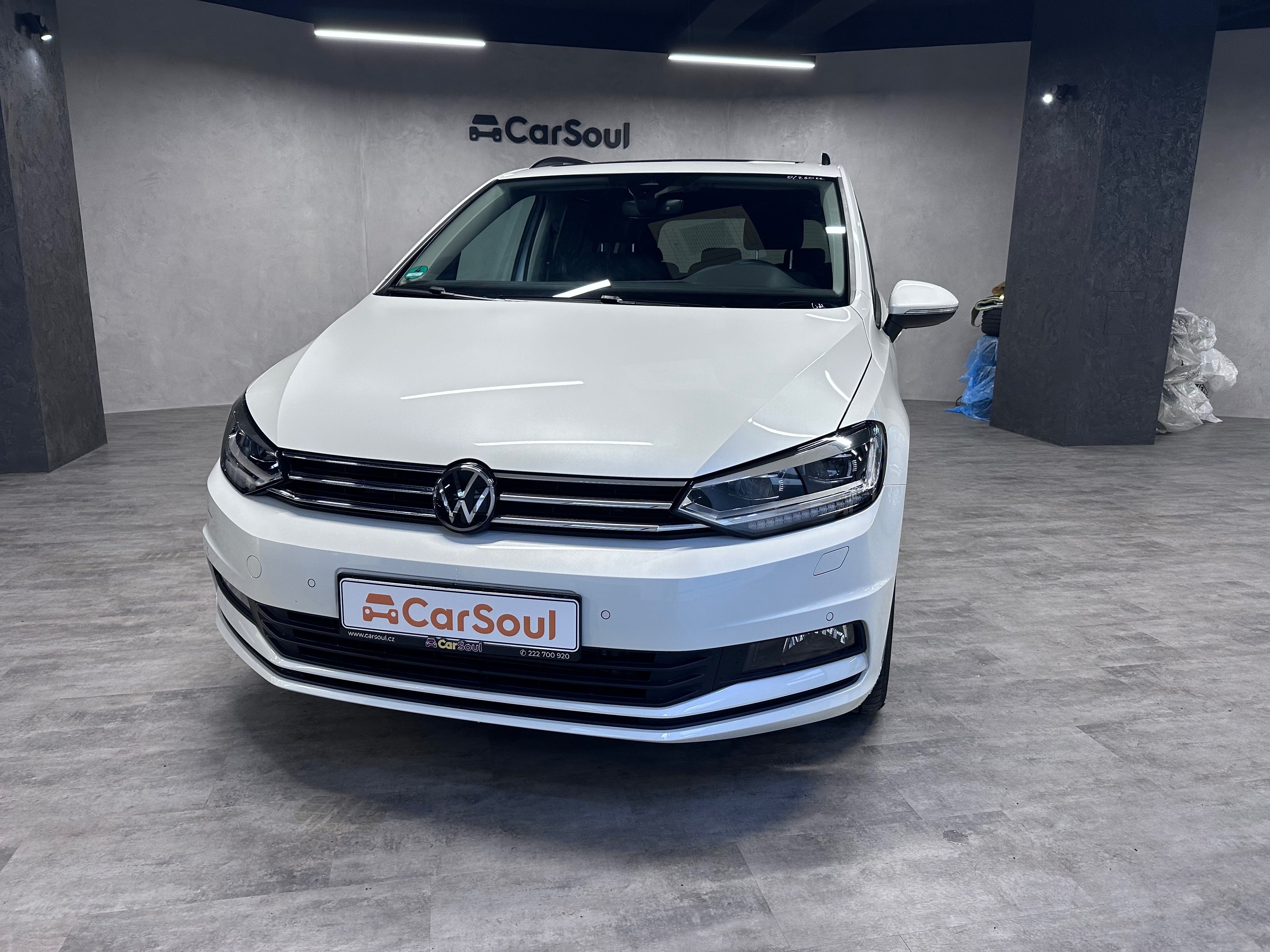Volkswagen Touran, 1.5TSi DSG, NT, pano, tažné - fotka 2