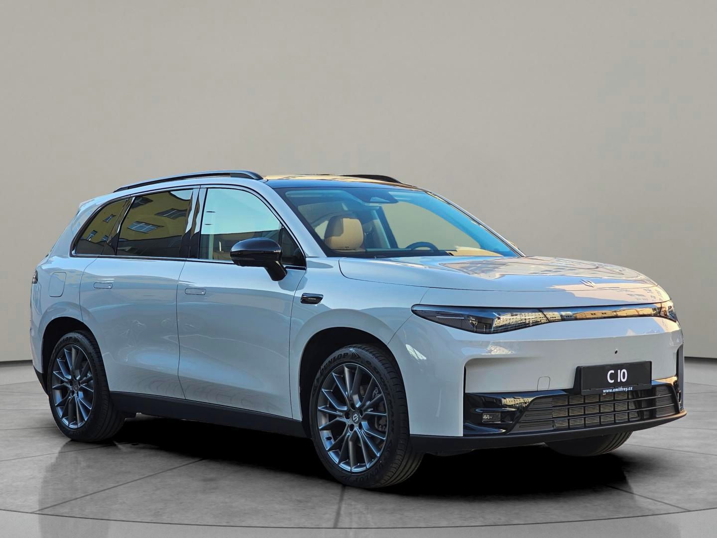 Leapmotor C10 REEV, Design Hybrid EV - fotka 3