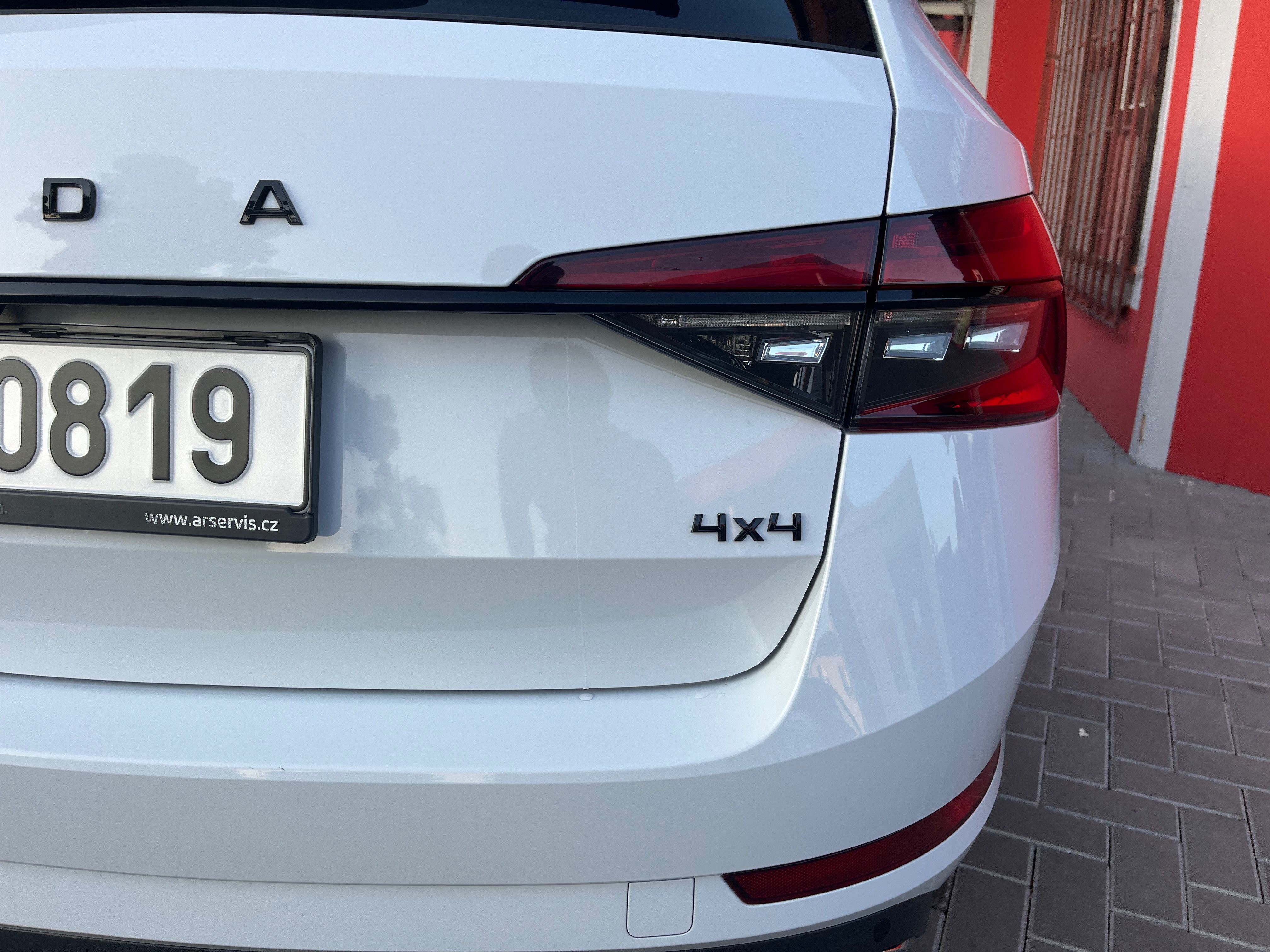 Škoda Superb, 2.0 tdi 147kw  4x4 - fotka 4