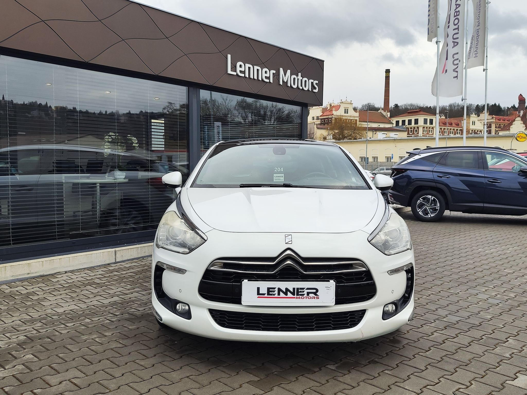 Citroën DS5, 2.0 HDI/120kW hybrid4 Panorama - fotka 2