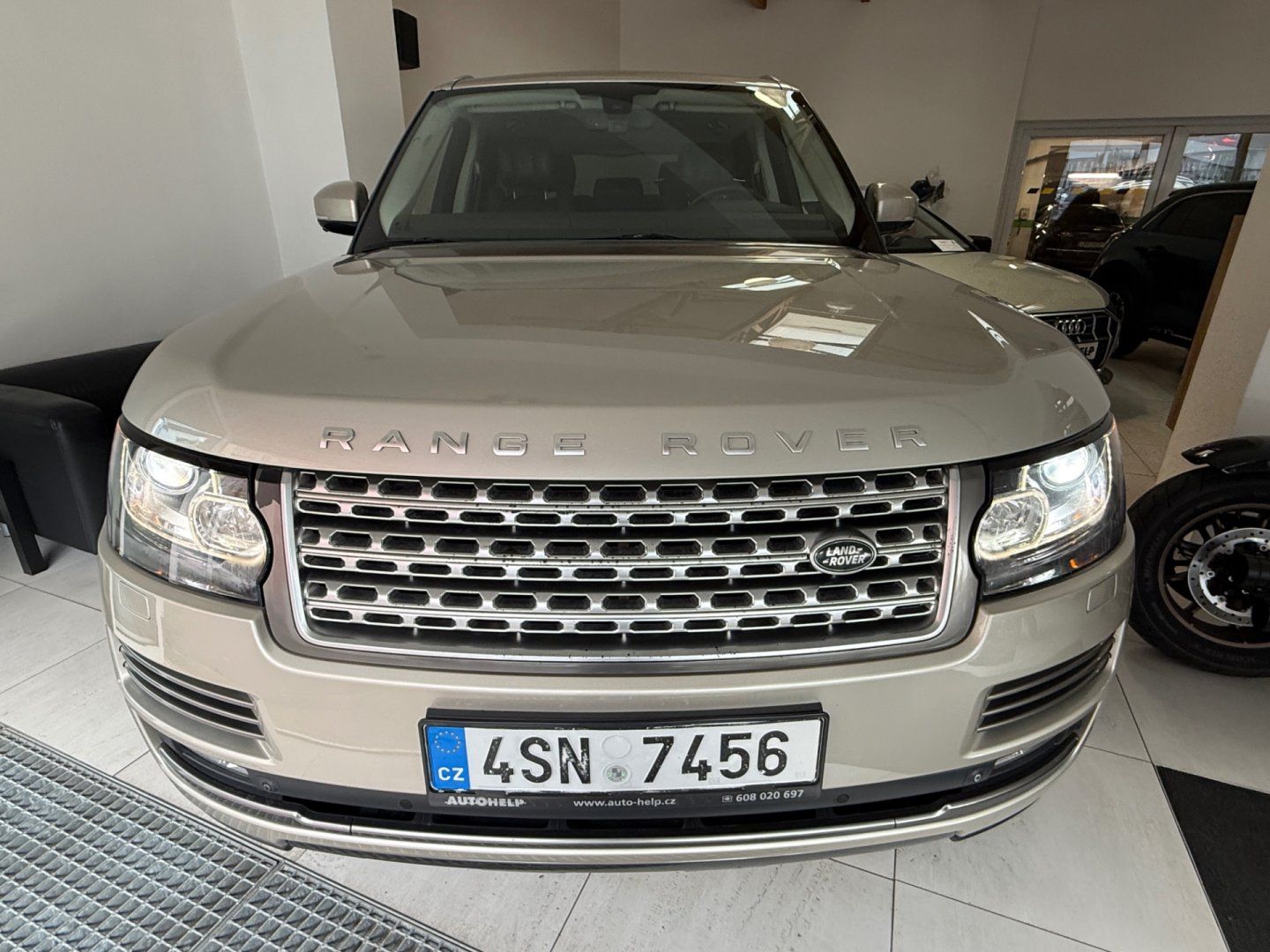 Land Rover Range Rover, 4.4 SDV8 Vogue CZ - fotka 2