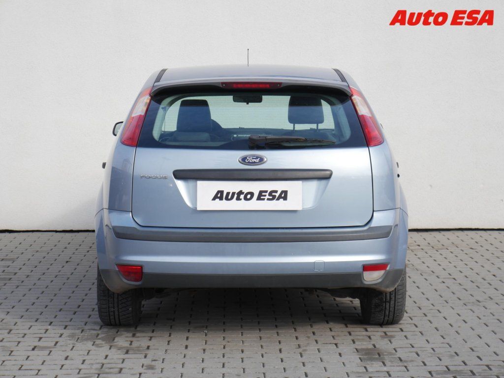 Ford Focus, 1.6i,AC - fotka 5
