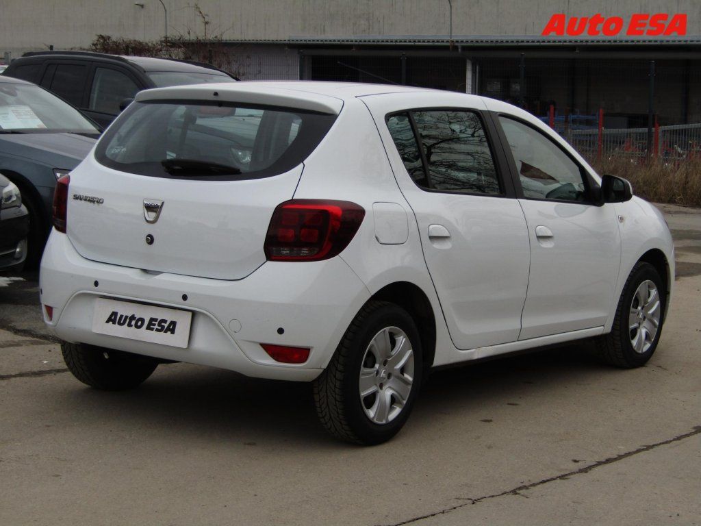 Dacia Sandero, 1.0i,ČR,AC,park.asist - fotka 4