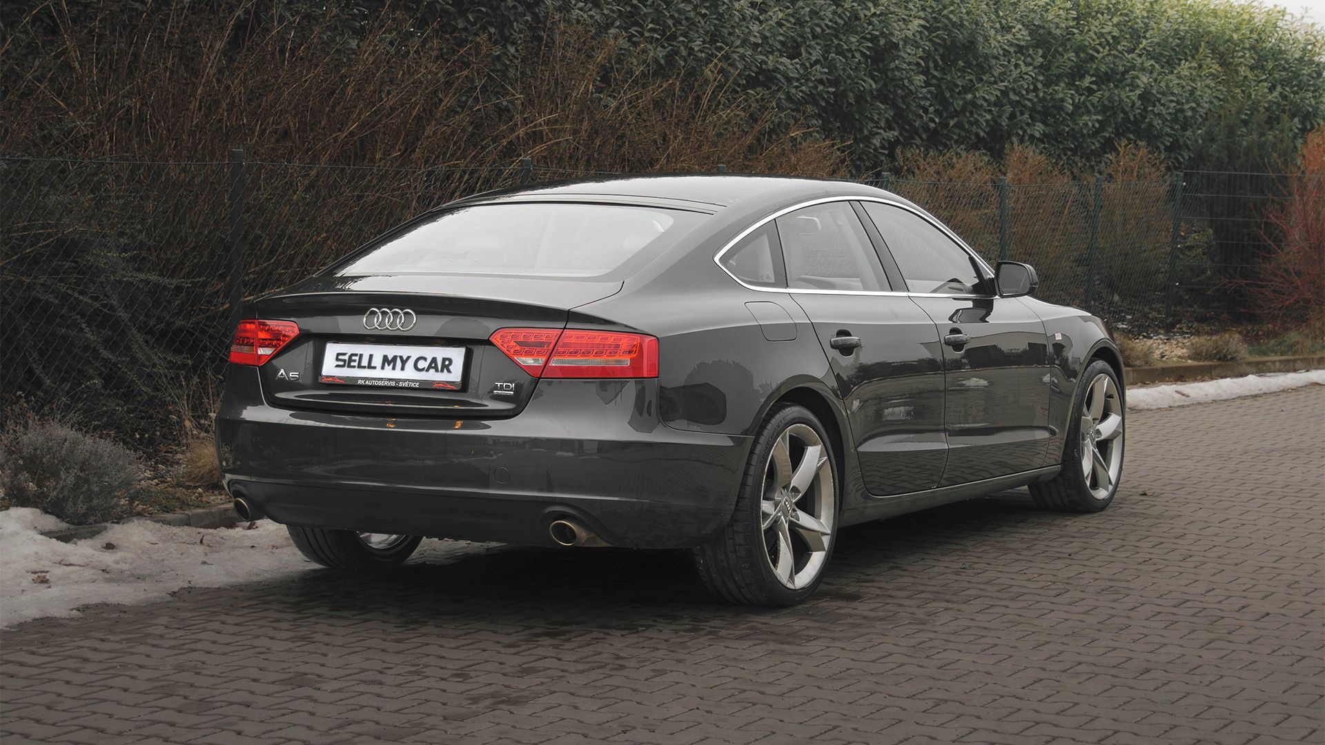 Audi A5, Quattro 3,0/176kW ČR DPH - fotka 5