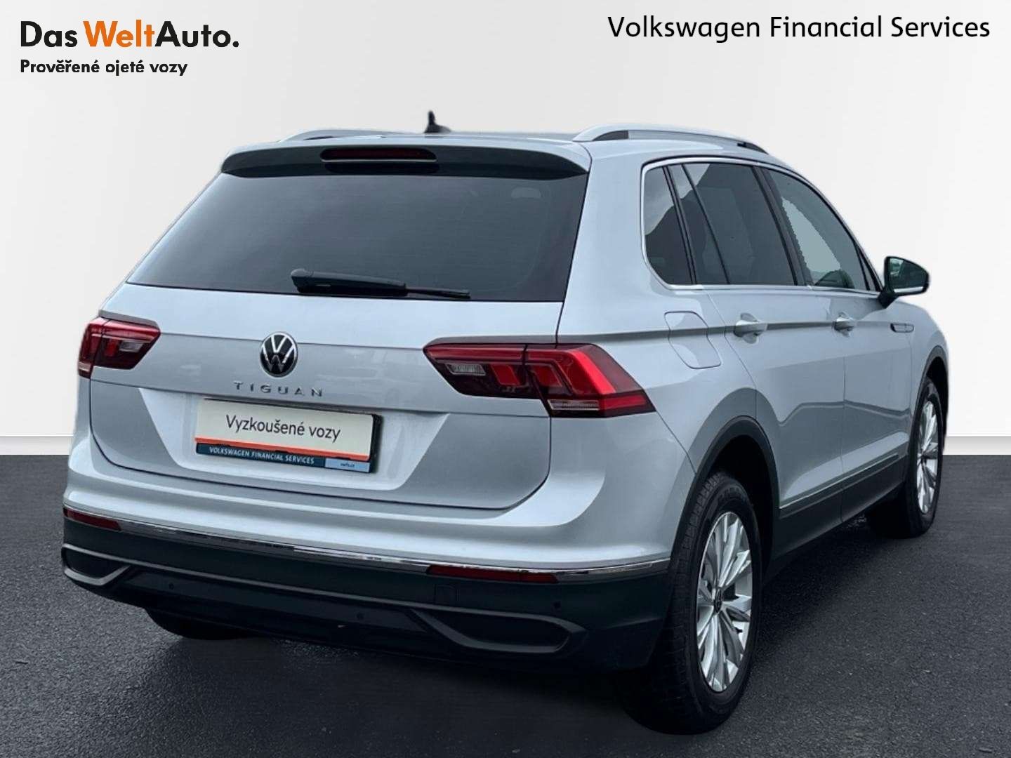 Volkswagen Tiguan, Life 2,0 TDI DSG - fotka 2