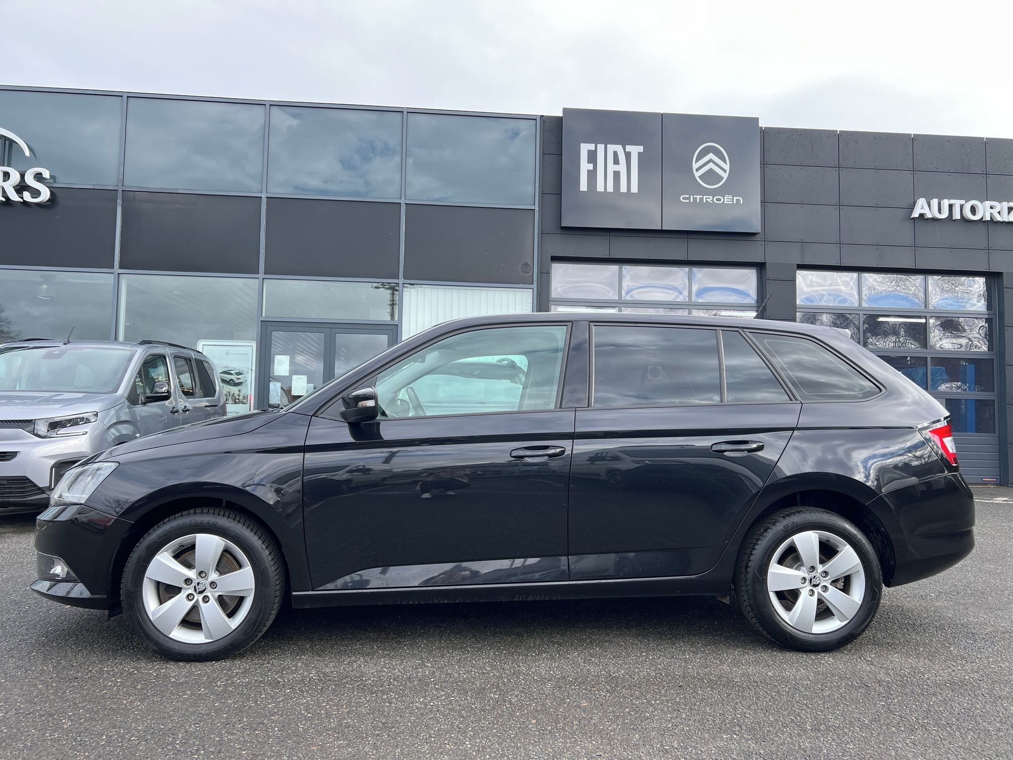 Škoda Fabia, 1.2 TSi 81kW STYLE WEBASTO - fotka 4